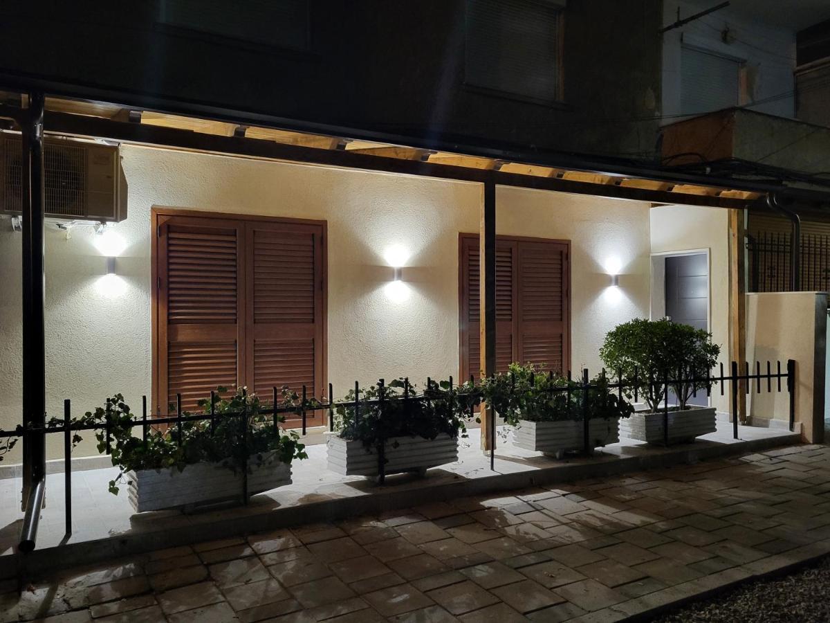 Pietro Guesthouse 2 Tiranë Ngoại thất bức ảnh